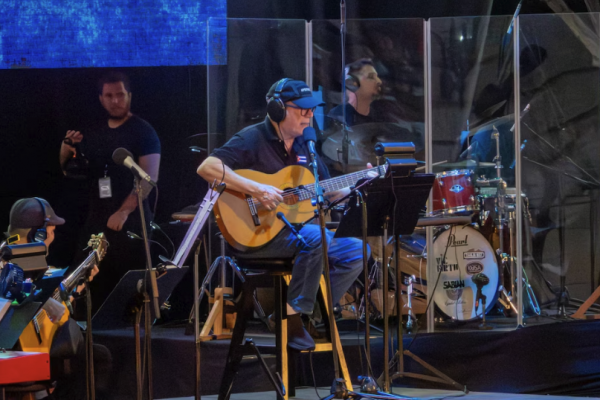Silvio Rodríguez inició su gira latinoamericana con un emotivo recital en La Habana